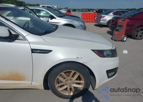 2013 Kia Optima Lx z USA, uszkodzony, nr VIN KNAGM4A79D5422232